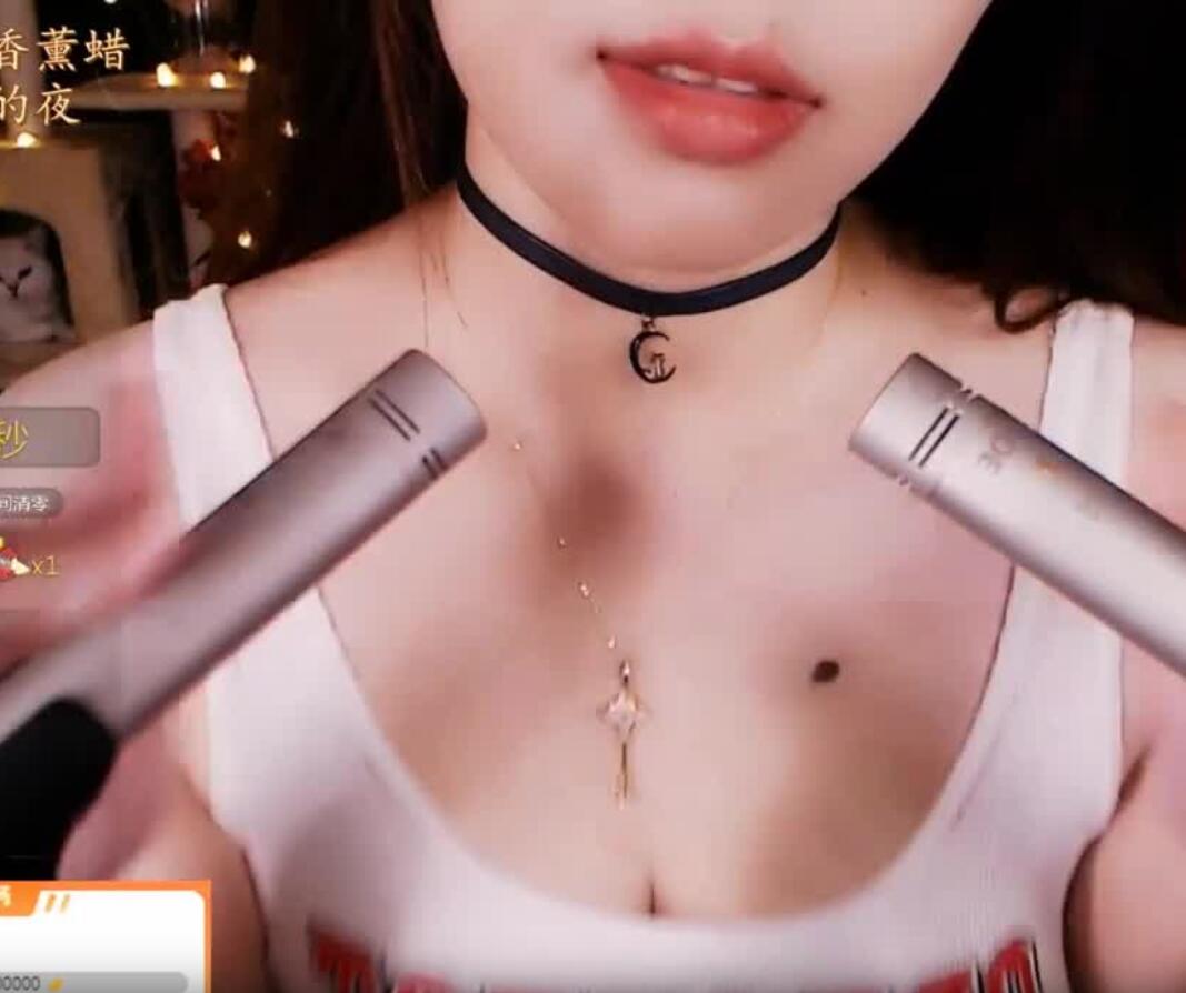 ASMR 耳部按摩，耳边亲吻夏乔恩